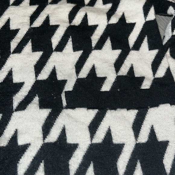 Ralph Lauren Sweater - Picture 3 of 6